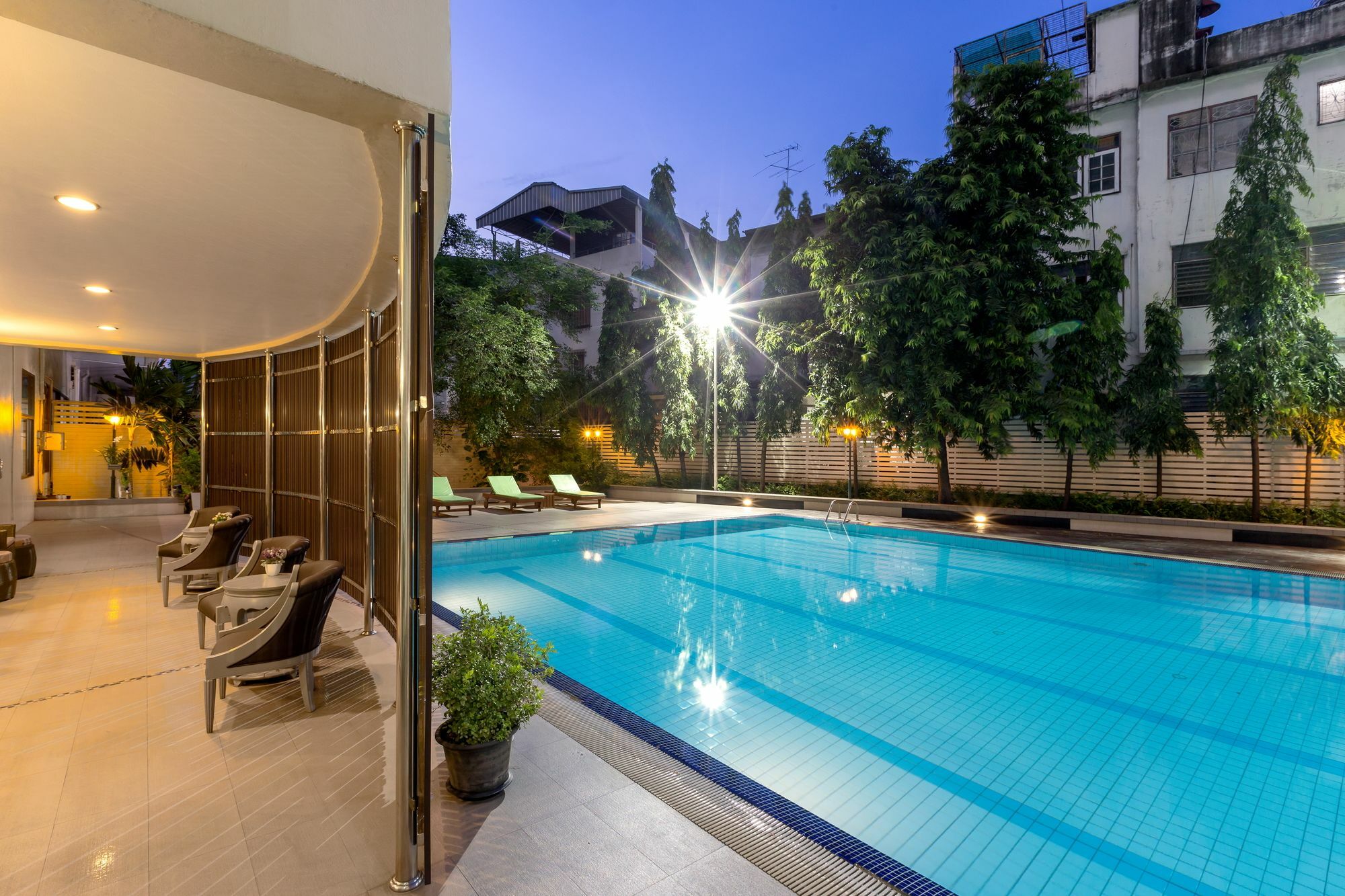 At 115 Hotel By Rompo Bangkok Eksteriør billede